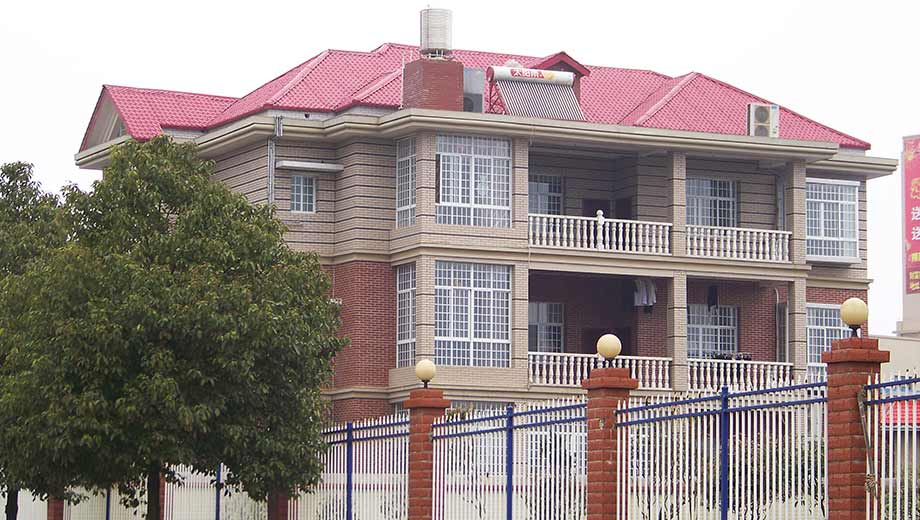 別墅瓦哪種顏色好看？推薦使用樹脂瓦，打造個性美觀的屋頂