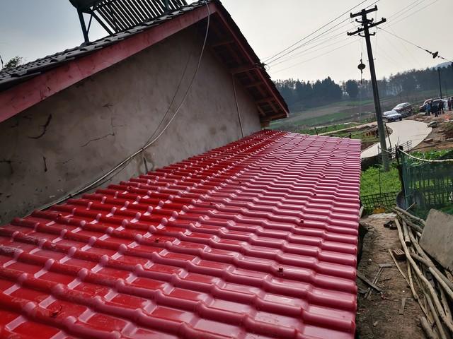 樹(shù)脂瓦越厚越好嗎?